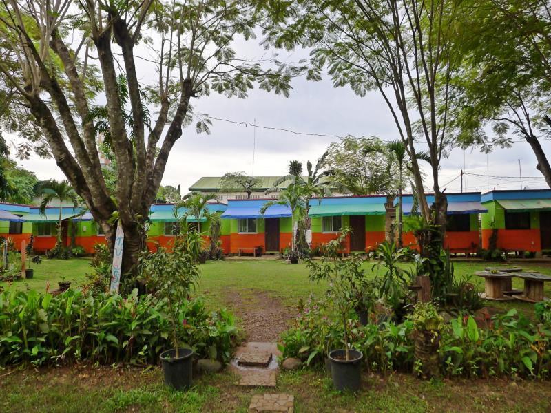 Oyo 671 Natua'S Cabin Puerto Princesa Екстер'єр фото